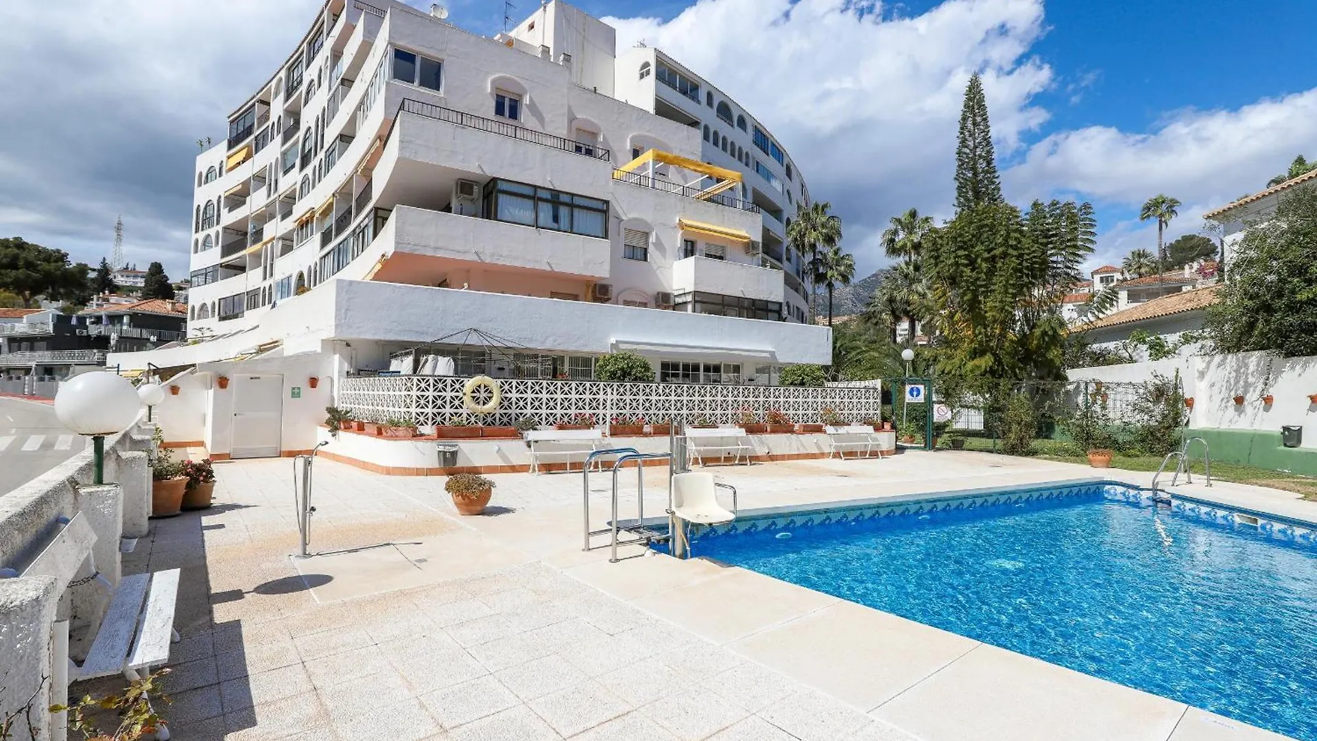 דירה פואנגירולה Riosol Modern Studio, Torreblanca